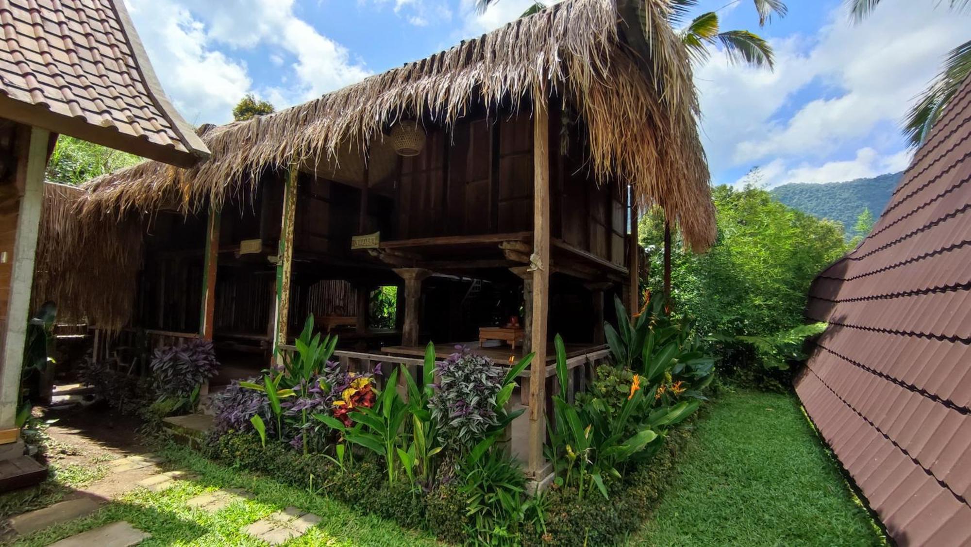 Sekumpul Bali Hidden Space Singaraja Exteriör bild